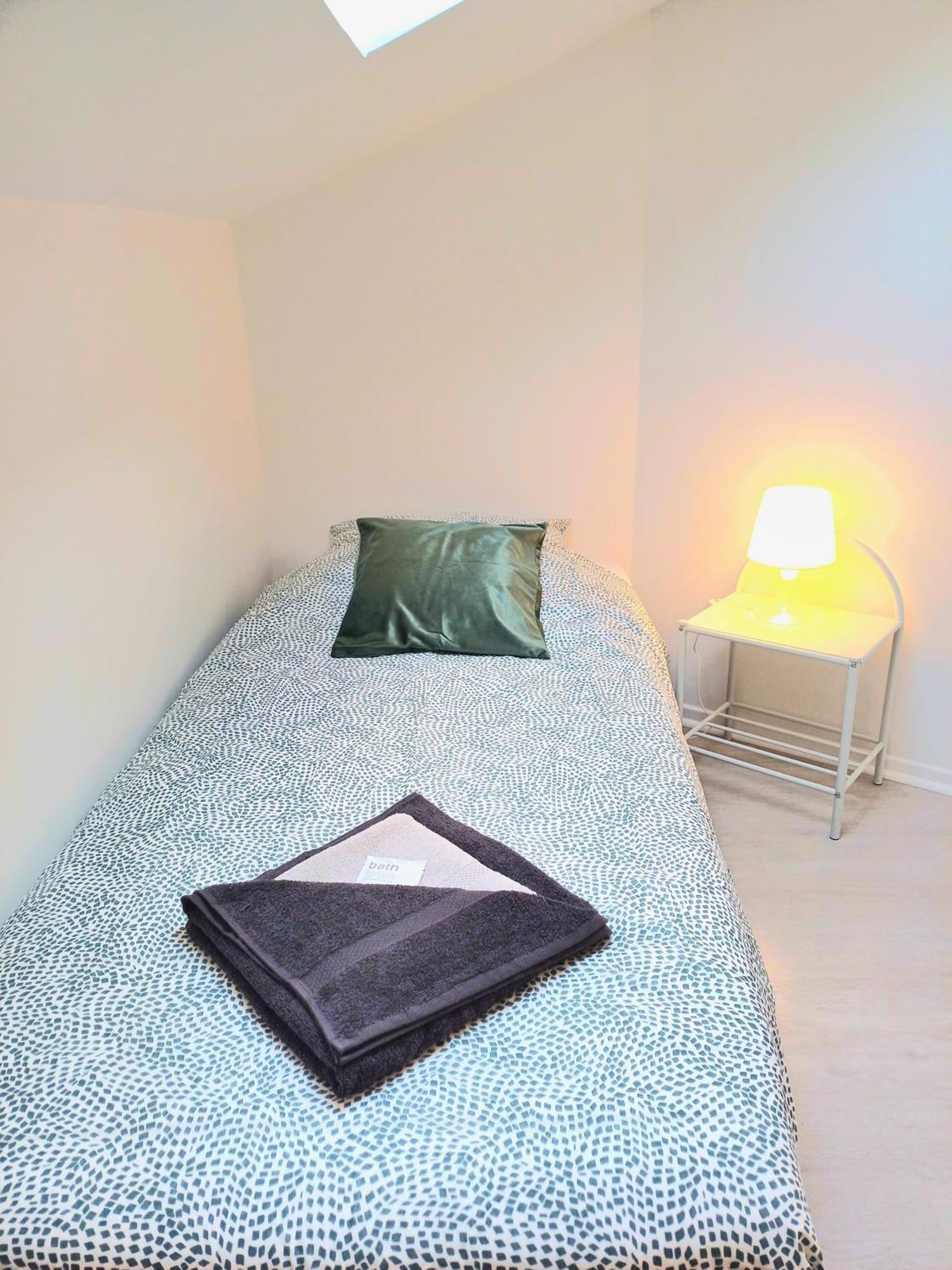 Beauvais - Proche Aeroport - Chambres Privees 외부 사진